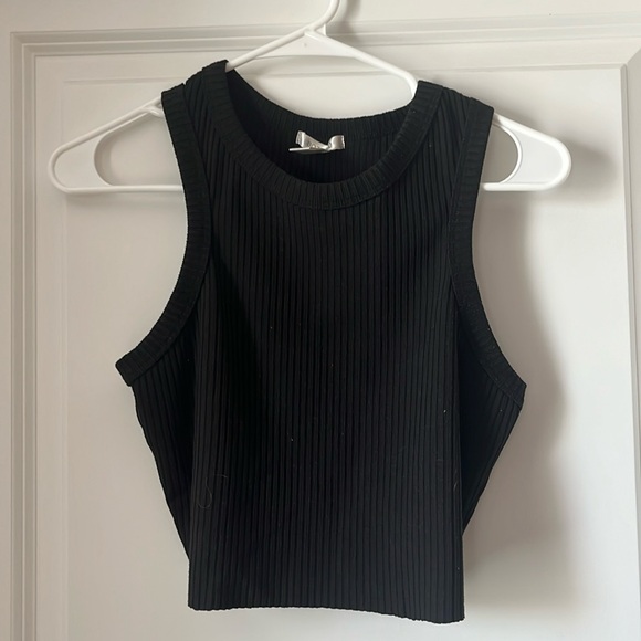Black Cropped Tank - Picture 1 of 1